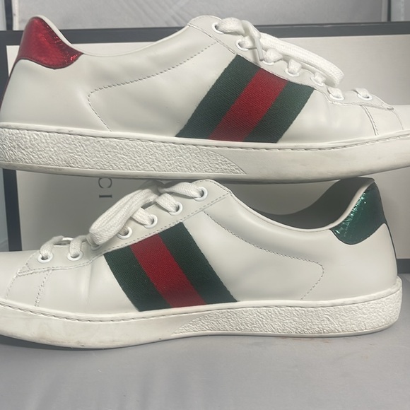 Excellent Gucci Ace sneaker with bee in white leather sneaker Size Men’s 8 - Picture 6 of 15